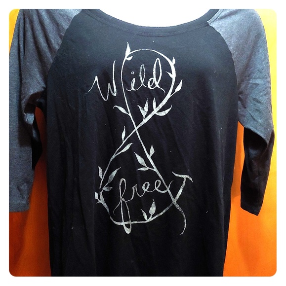 torrid Tops - EUC Torrid 2 Tone Graphic Tee